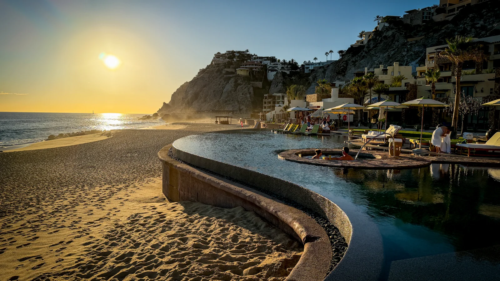 El Farallón cliffside dining, Waldorf Astoria Los Cabos Pedregal